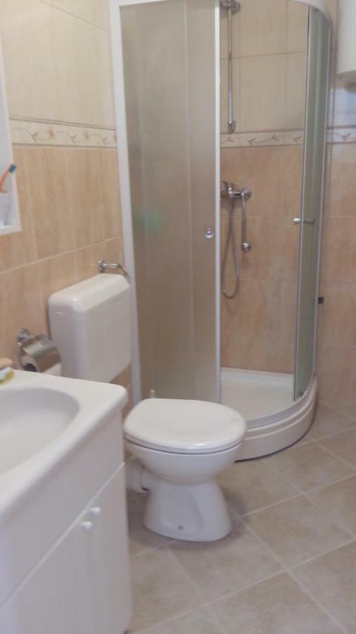 Ruzicin dvor Apartment Povlja  Exterior foto