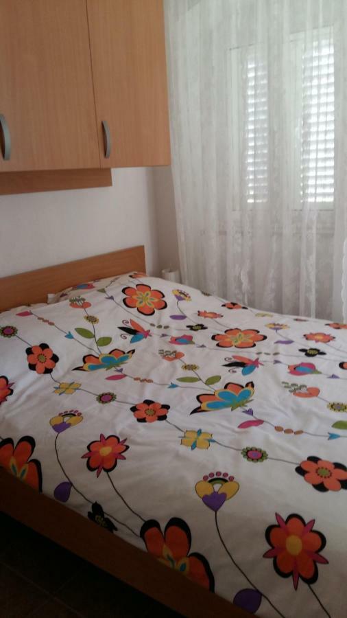 Ruzicin dvor Apartment Povlja  Exterior foto