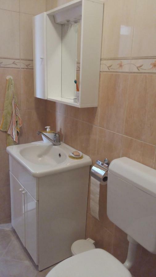 Ruzicin dvor Apartment Povlja  Exterior foto