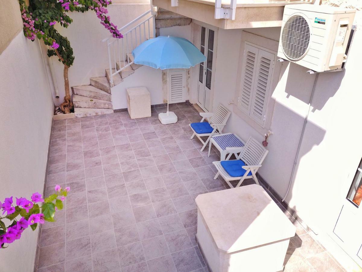 Ruzicin dvor Apartment Povlja  Exterior foto